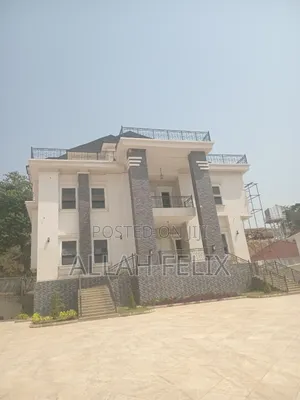 9bdrm Mansion in Maitama for sale