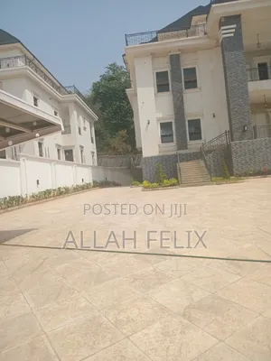 9bdrm Mansion in Maitama for sale