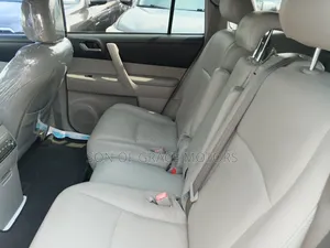 Toyota Highlander Limited 3.5L 2WD 2013 Black