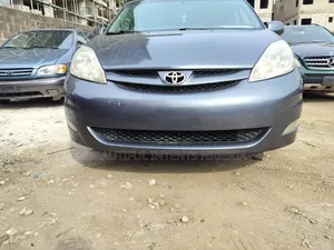 Toyota Sienna 2006 Gray