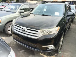 Toyota Highlander Limited 3.5l 4WD 2013 Black