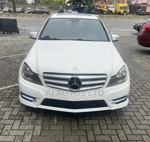 Mercedes-Benz C300 2014 White