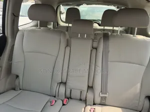 Toyota Highlander Limited 2010 Silver