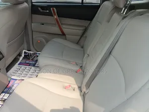 Toyota Highlander Limited 2010 Silver
