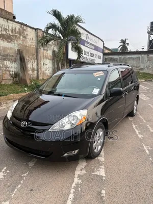 Toyota Sienna XLE 2008 Black