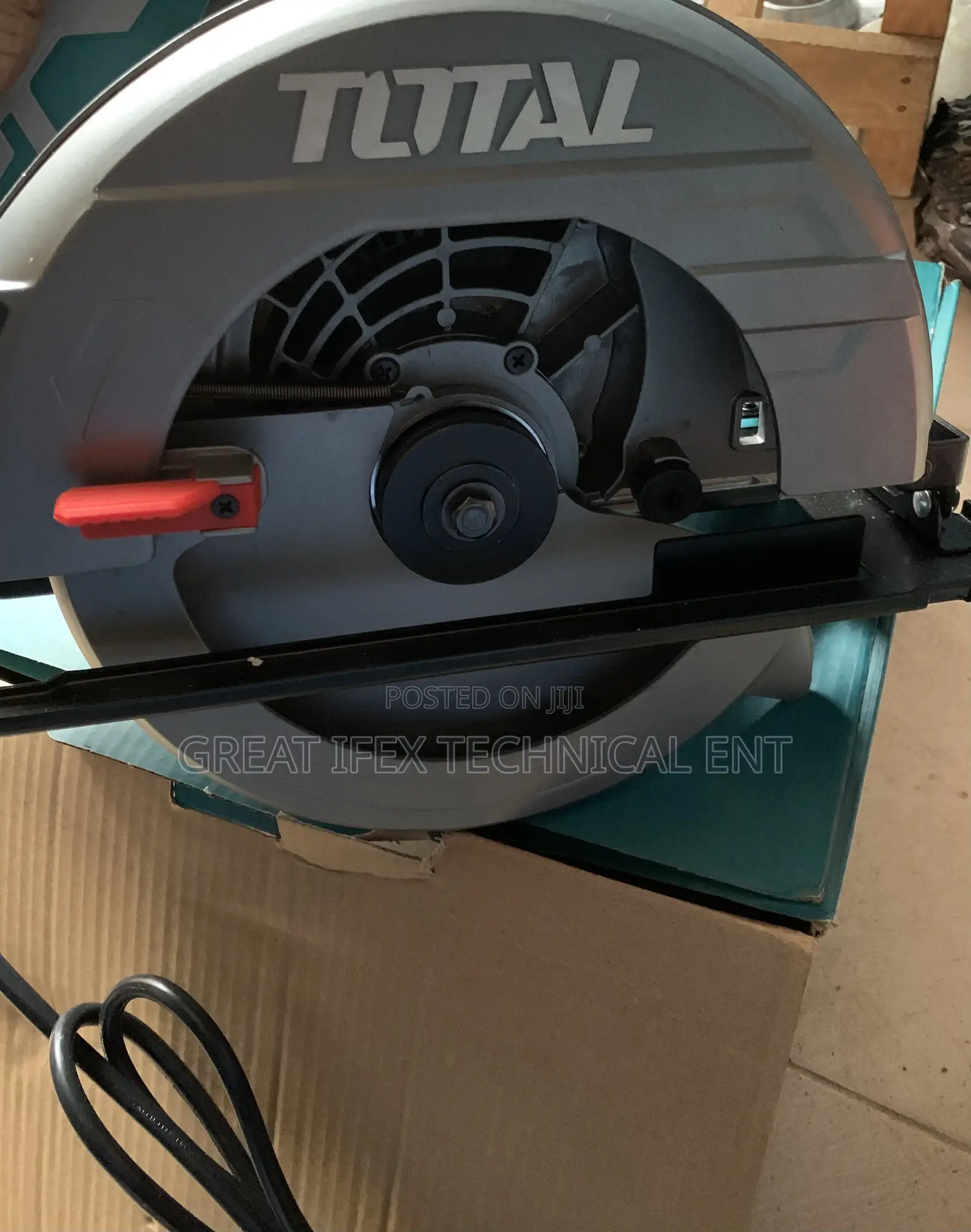 Total Circular Saw 235mm