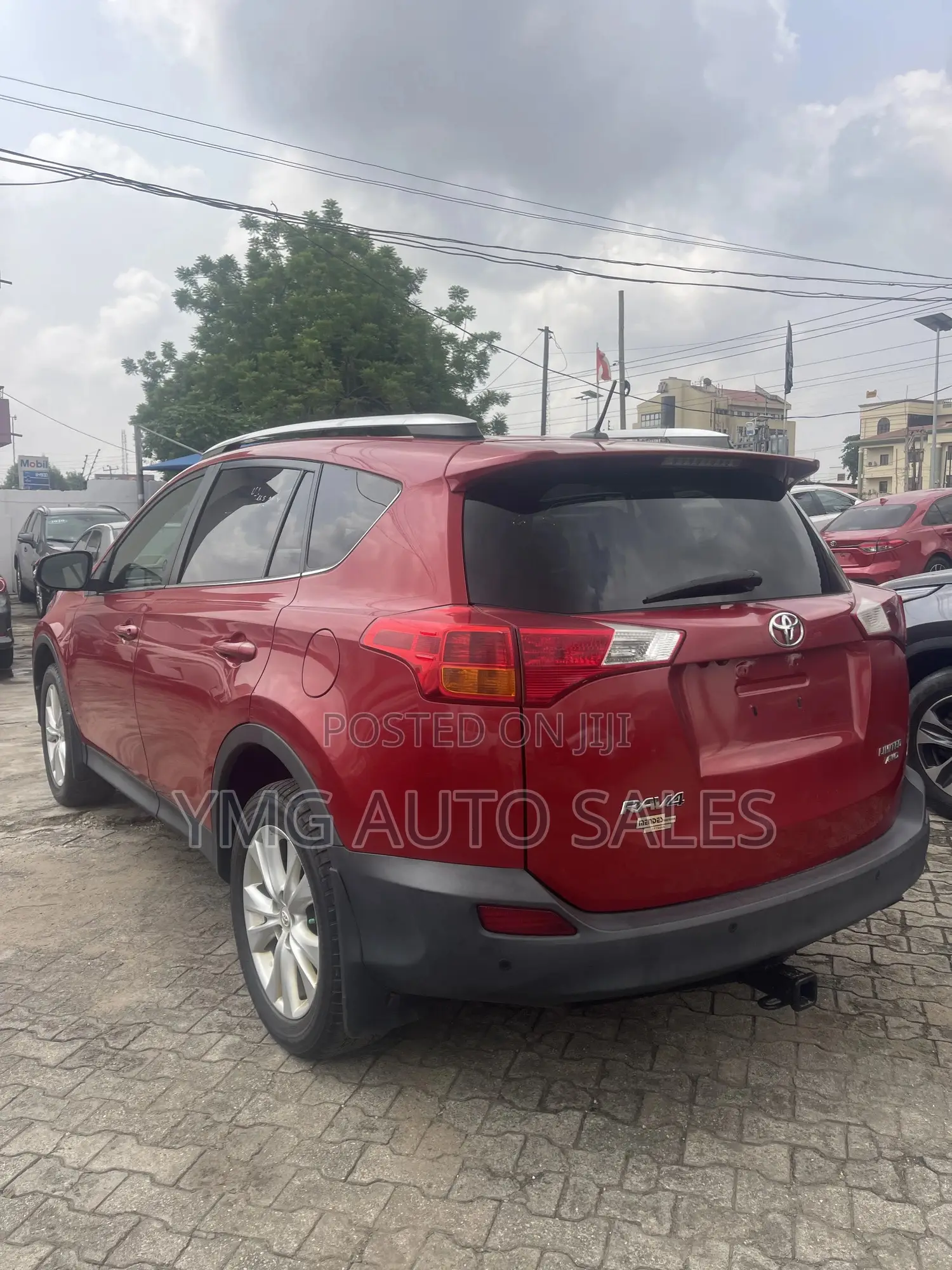 Toyota RAV4 2013 Red
