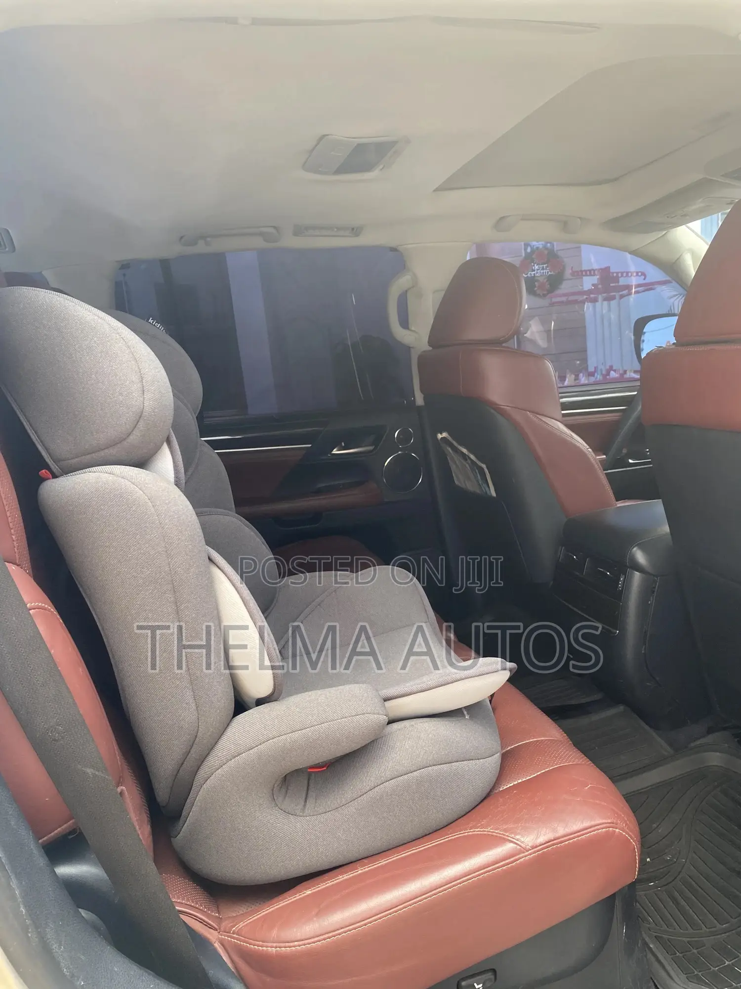 Lexus LX 2017 Silver