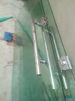 10mm Glass Door