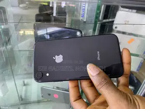 Apple iPhone XR 64 GB Black
