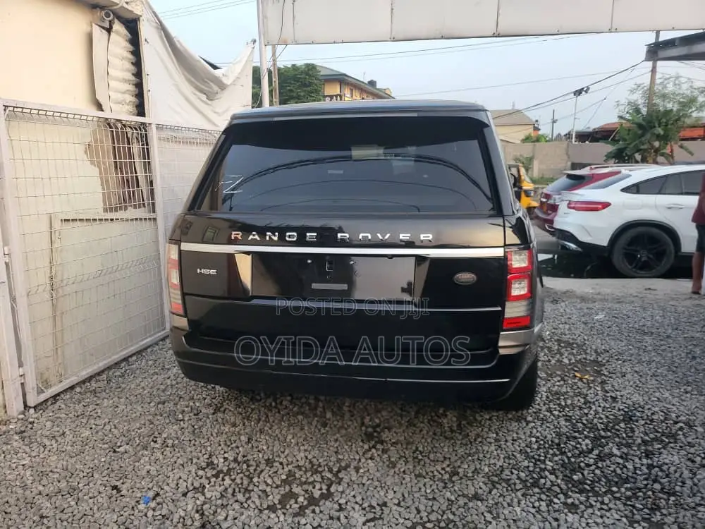 Land Rover Range Rover Vogue 2014 Black