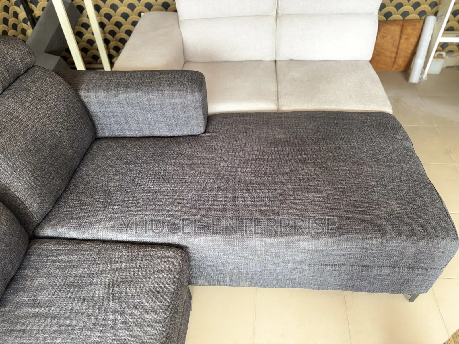 Contemporary Sofa Set