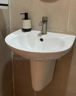 Executive Wall Hung Basin With Pedestal