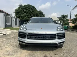 Porsche Cayenne S AWD 2019 Silver