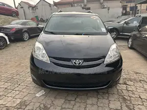 Toyota Sienna XLE 2008 Black