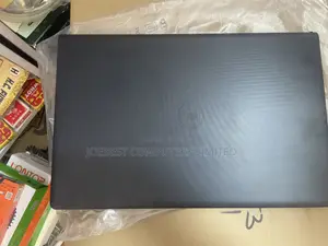 New Laptop Dell Vostro 15 3000 16GB Intel Core i5 SSD 512GB