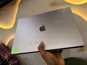 Laptop Apple MacBook Pro 2021 M1 32GB Apple M1 Pro SSD 512GB