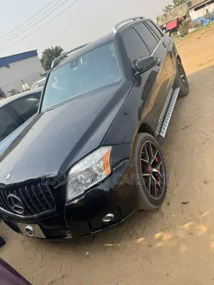 Mercedes-Benz GLK-Class 2010 Black