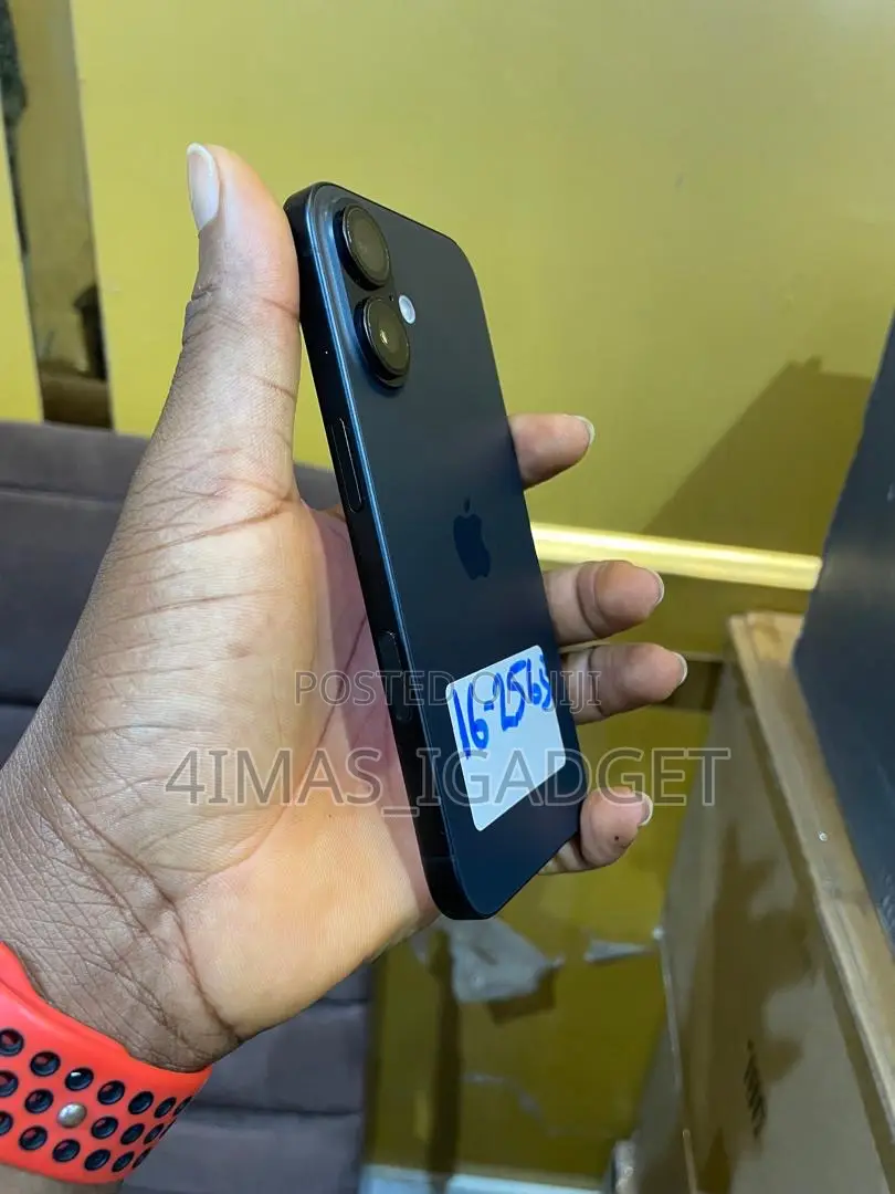 Apple iPhone 16 256 GB Black