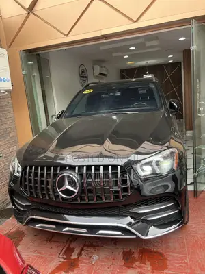 Mercedes-Benz GLE-Class 2021 Black