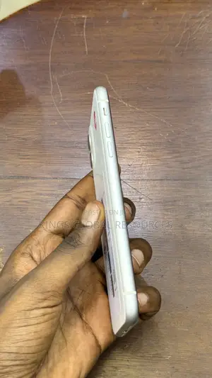 Apple iPhone 11 64 GB White
