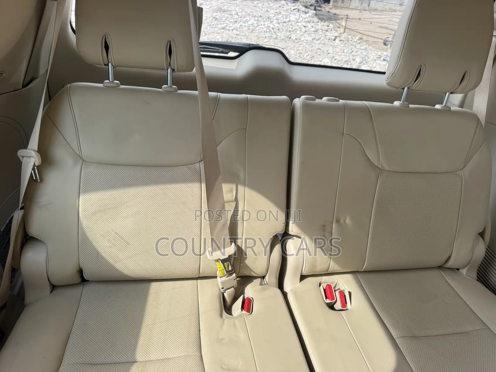 Lexus LX 570 AWD 2015 Gold