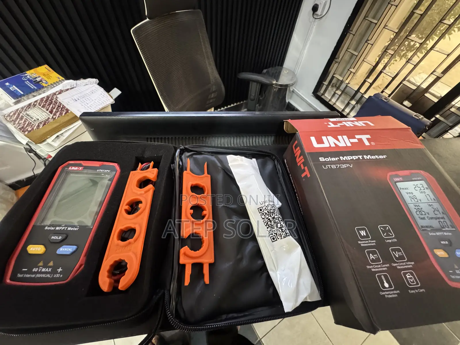 Uni-T Solar MPPT Meter
