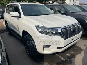 Toyota Land Cruiser Prado 4.0 2023 Off white