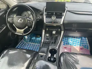 Lexus NX 300 FWD 2018 Black