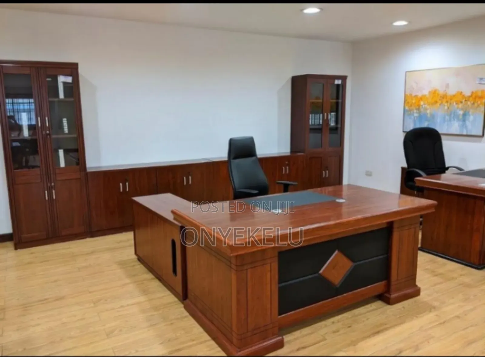 Executive Table With Extention