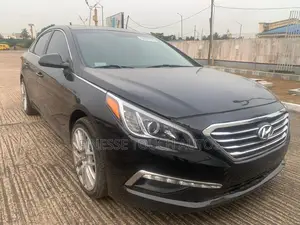 Hyundai Sonata Sport 2.0T Sedan FWD (2.0L 4cyl 6A) 2017 Black