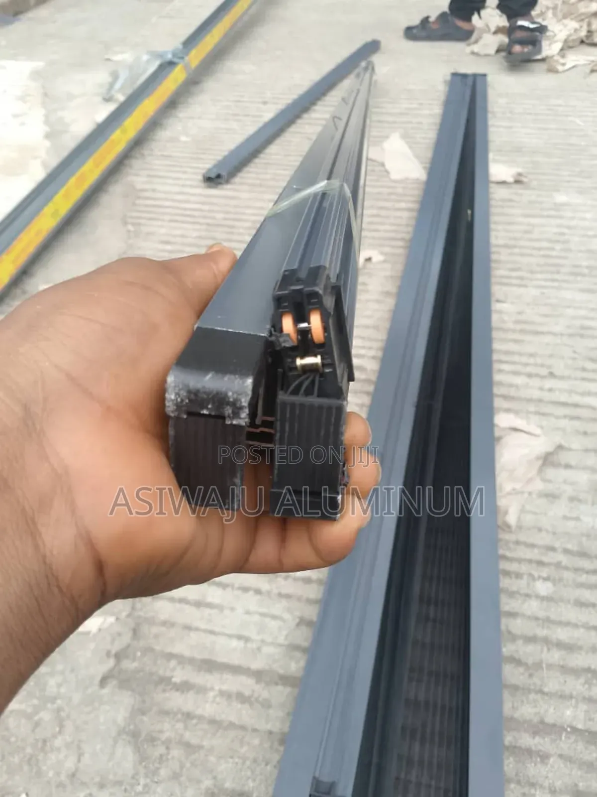 Aluminum Blind Net Installation