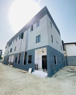 4bdrm Duplex in Kolapo Ishola Gra, Akobo for sale