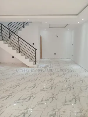 4bdrm Townhouse / Terrace in Lekki for rent