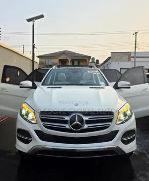 Mercedes-Benz GLE-Class GLE 550 4MATIC 2017 White