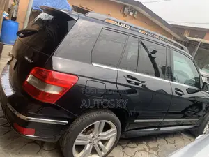 Mercedes-Benz GLK-Class 350 4MATIC 2011 Black