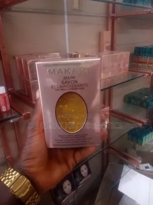 Makari or Savon Eclaircissante