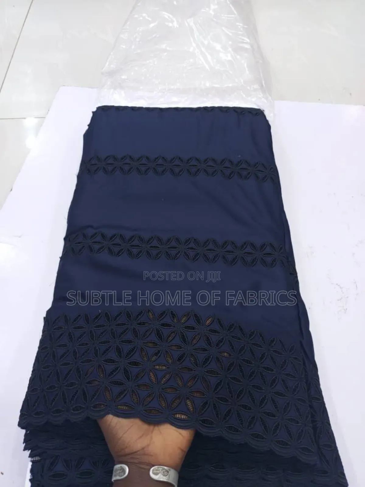 High-End Designer Fabric for Distinguished Men Luxury Tailoring