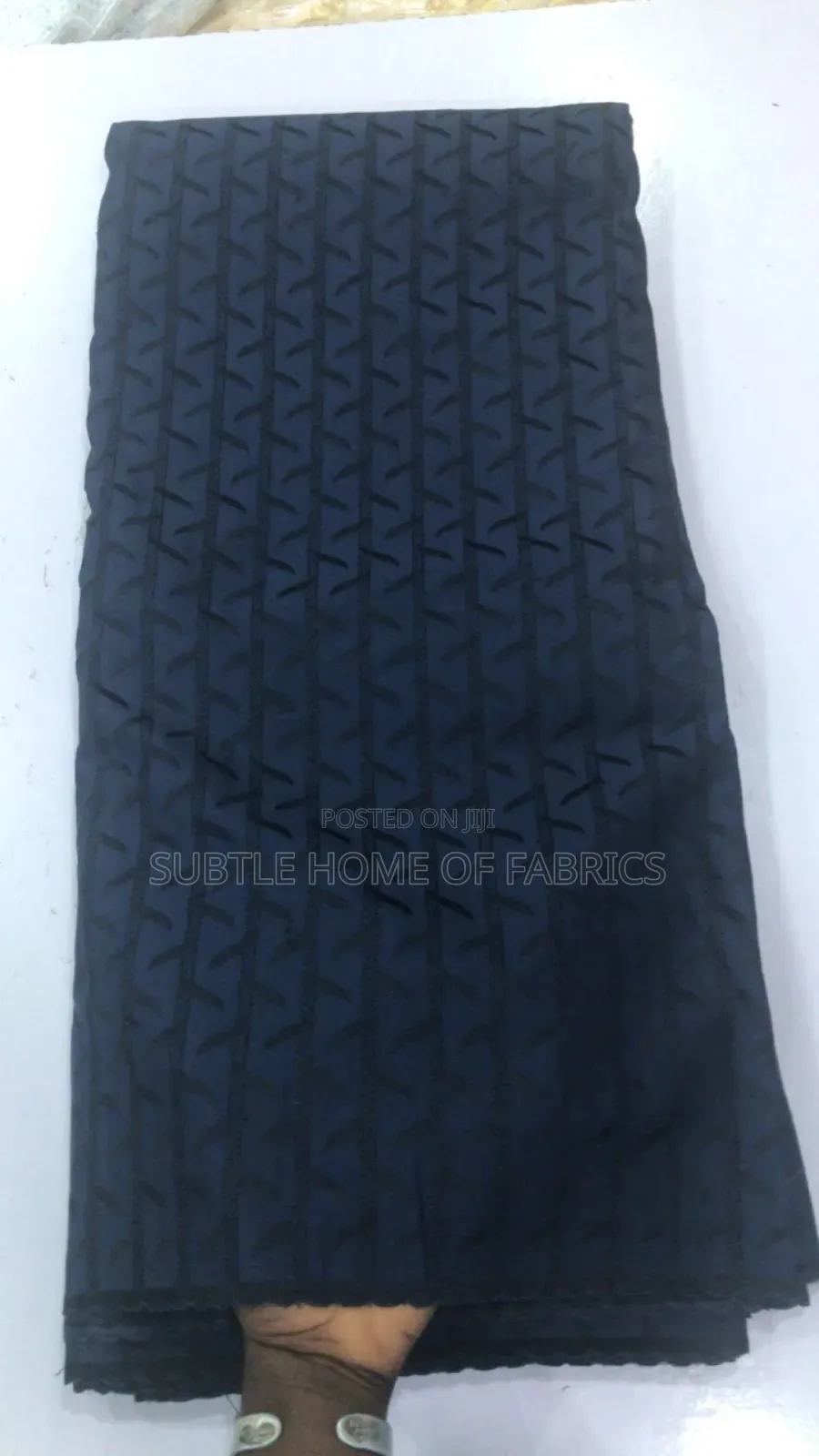 High-End Designer Fabric for Distinguished Men Luxury Tailoring