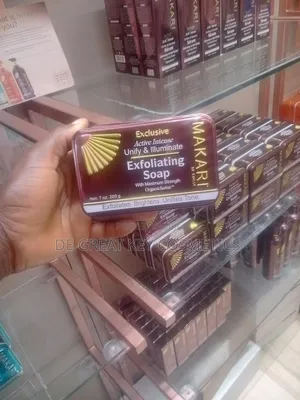 Makari Exclusive Active Intense Unify Illuminate Exfoliating Soap