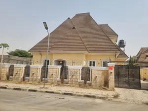 4bdrm Bungalow in By Von Estate, Lugbe District for rent