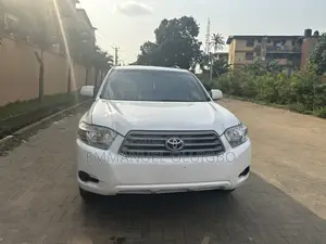 Toyota Highlander Sport 2008 White