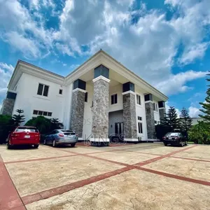 Furnished 8bdrm Mansion in Guzape for sale