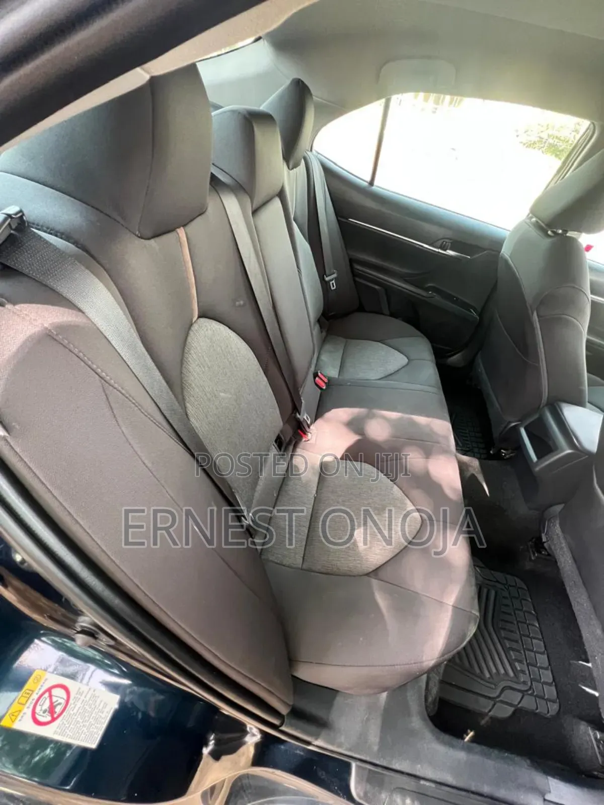 Toyota Camry LE (2.5L 4cyl 8A) 2019 Blue