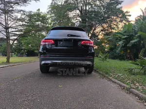 Mercedes-Benz GLC-Class 2016 Black