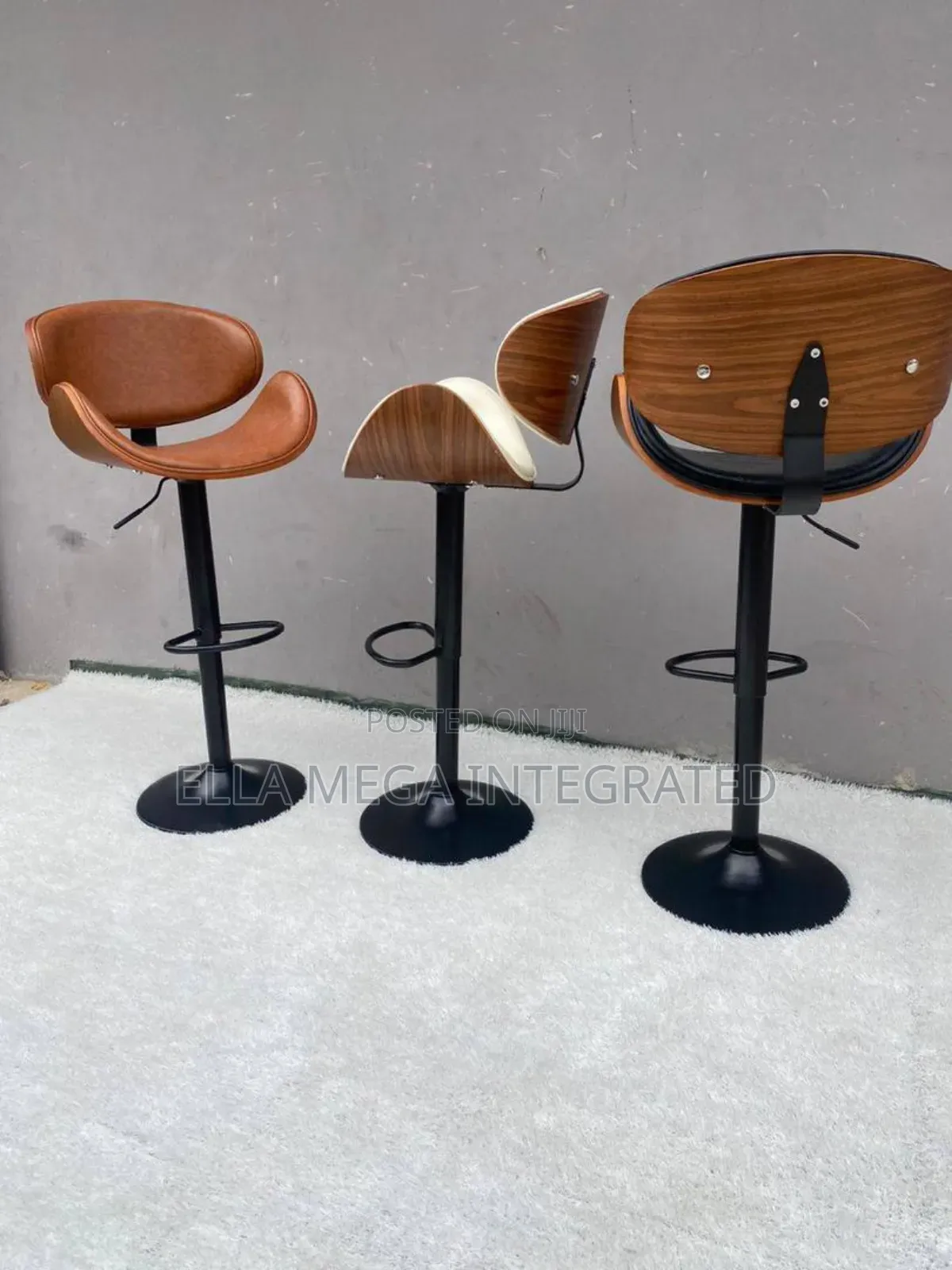 Swivel Bar Stool