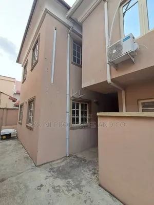 3bdrm Block of Flats in Magodo Phase 2 Gra for rent