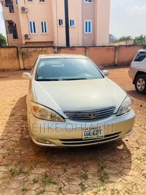 Toyota Camry 2.4 XLE 2005 Silver