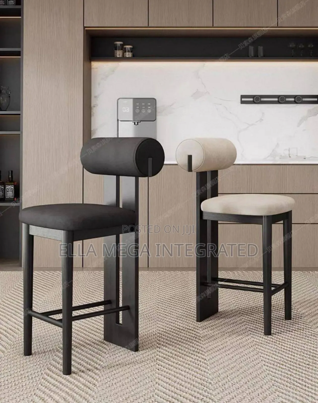 Kitchenette / Barstool Chair
