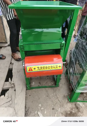 Groundnuts Peeling Machine